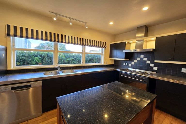 Photo of property in 16 Harbour Park Terrace, Khandallah, Wellington, 6035
