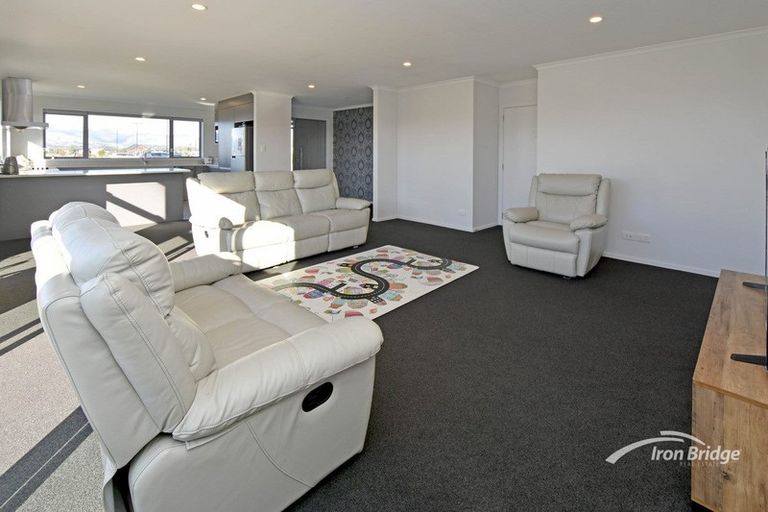 Photo of property in 2 Killarney Avenue, Halswell, Christchurch, 8025