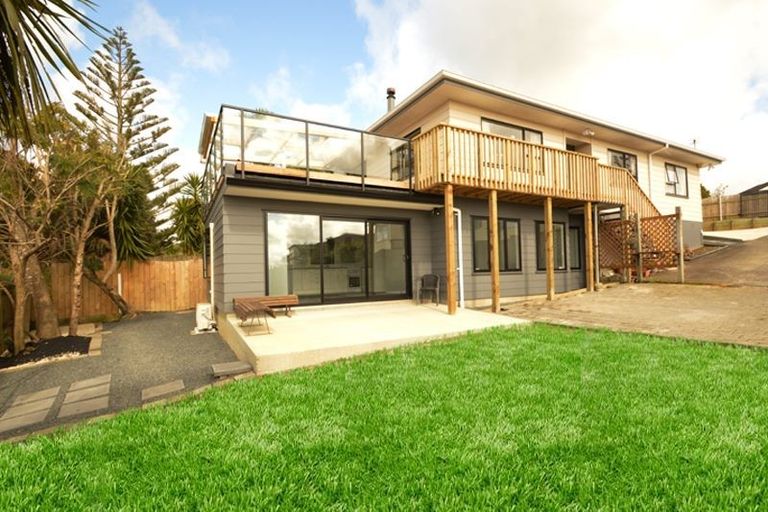 Photo of property in 52 Solar Road, Glen Eden, Auckland, 0602