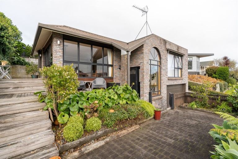 Photo of property in 155a Lake Crescent, Hamilton Lake, Hamilton, 3204