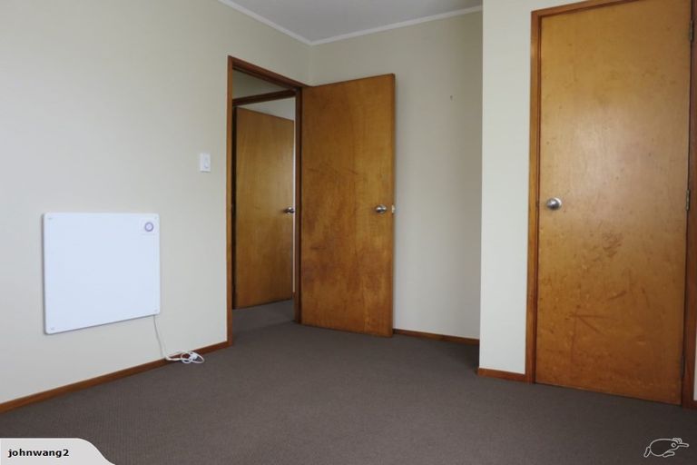 Photo of property in 43 Pisces Road, Glen Eden, Auckland, 0602