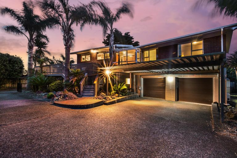 Photo of property in 22b Wairere Road, The Gardens, Auckland, 2105