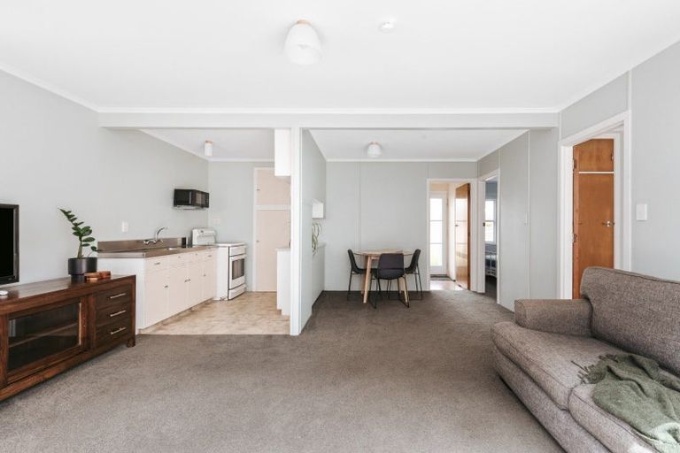 Photo of property in 93 Oceanview Road, Mount Maunganui, 3116