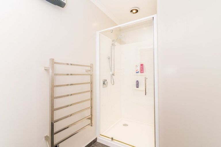 Photo of property in 10 Hardacre Place, Omarama, 9412