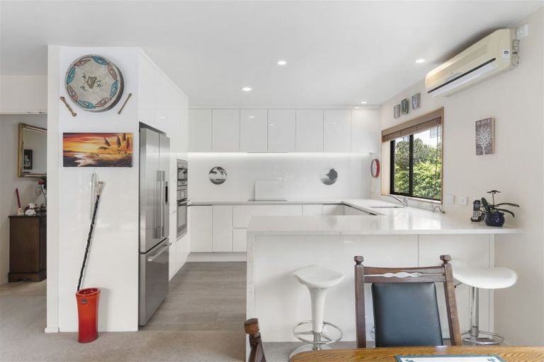 Photo of property in 34a Nile Road, Milford, Auckland, 0620