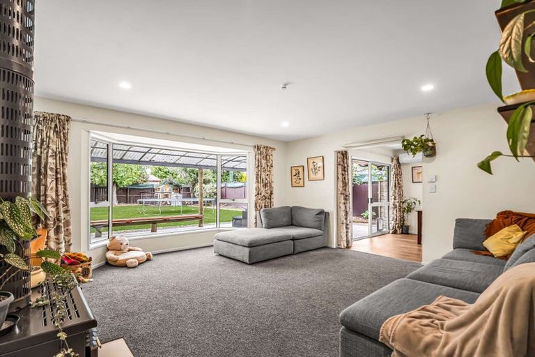 Photo of property in 43 Gladstone Road, Woodend, 7610