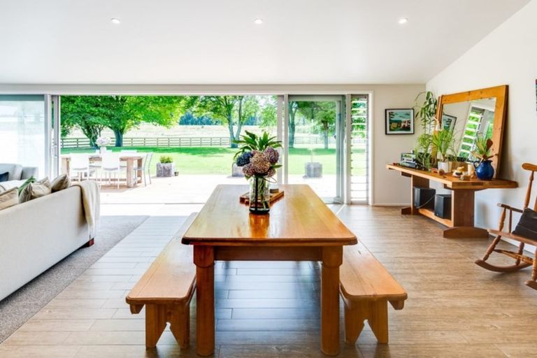 Photo of property in 64 Moteo Pa Road, Puketapu, Napier, 4183