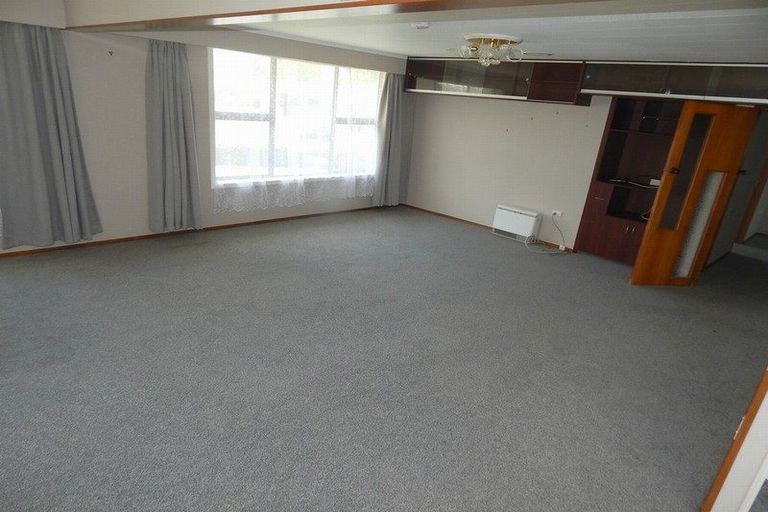 Photo of property in 25 Chartwell Drive, Eltham, 4322