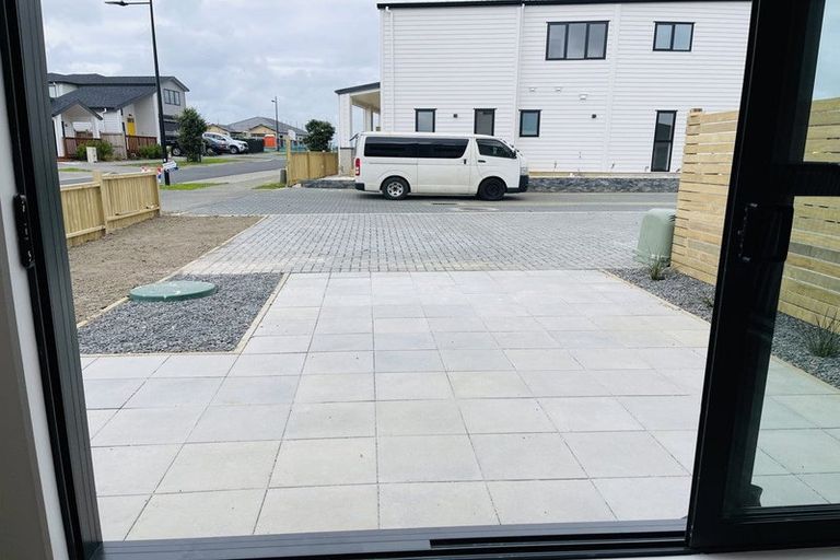 Photo of property in 30 Auranga Drive, Karaka, Papakura, 2113