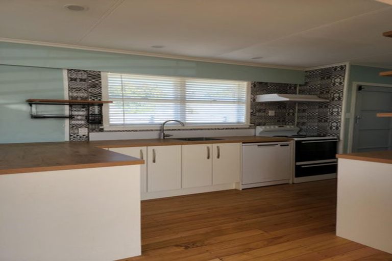 Photo of property in 28a Old Road South, Okato, 4335