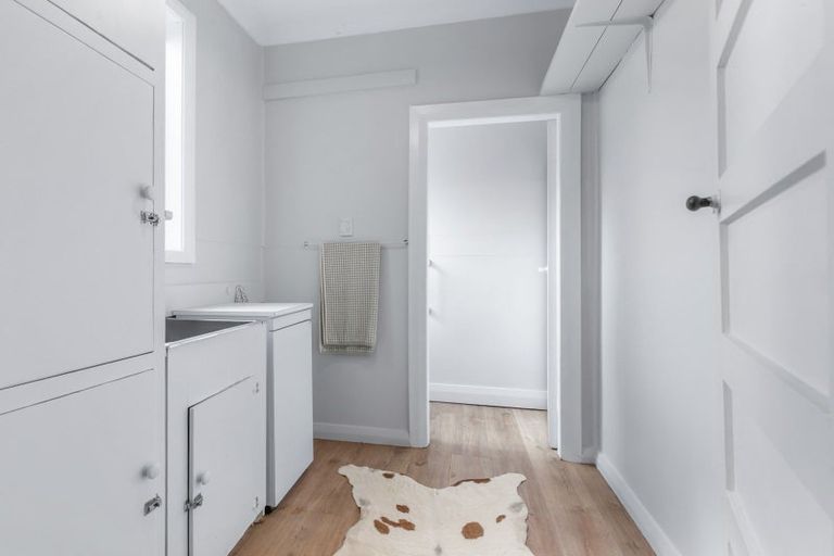 Photo of property in 22 Mckenzie Street, Levin, 5510