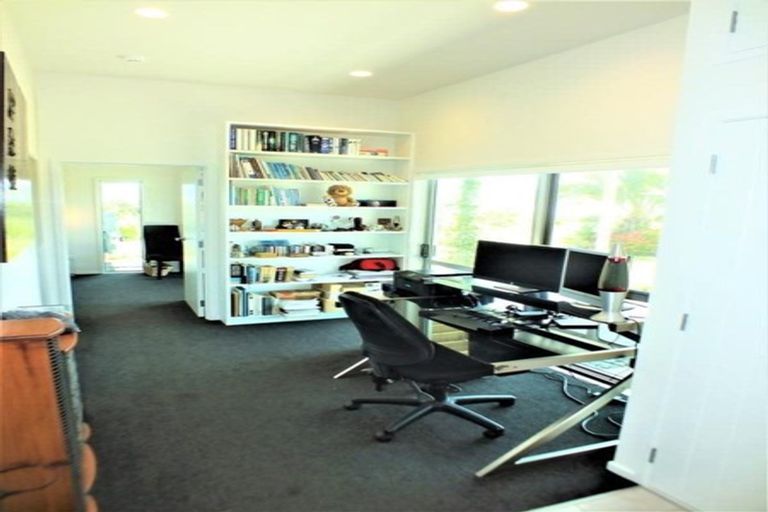 Photo of property in 116 Ti Kouka Crescent, Matarangi, Whitianga, 3592