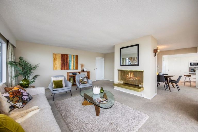 Photo of property in 5 Rangitoto View Road, Cockle Bay, Auckland, 2014