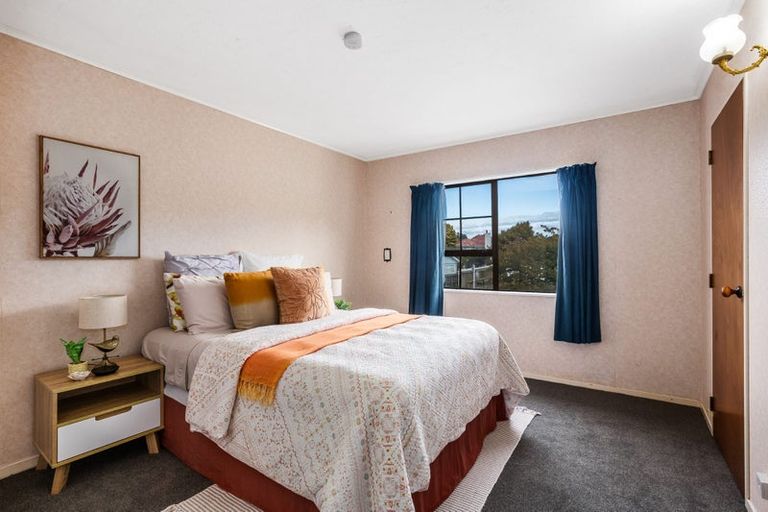 Photo of property in 5b Mclellan Street, Tawa, Wellington, 5028