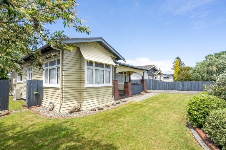 Photo of property in 8 Karamu Avenue, Takaro, Palmerston North, 4410