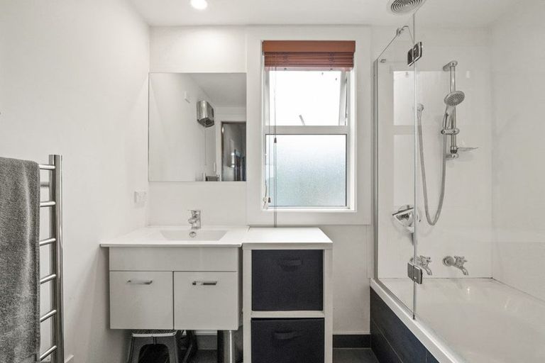 Photo of property in 10 Whitby Street, Mornington, Dunedin, 9011