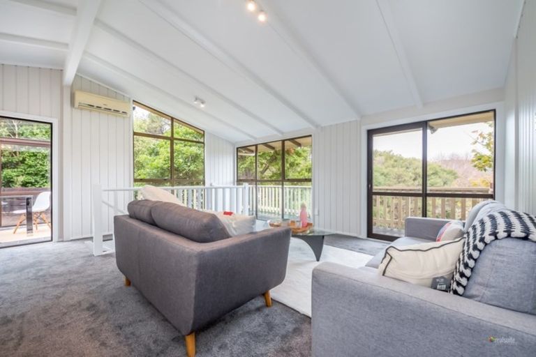 Photo of property in 25 Solander Place, Whitby, Porirua, 5024