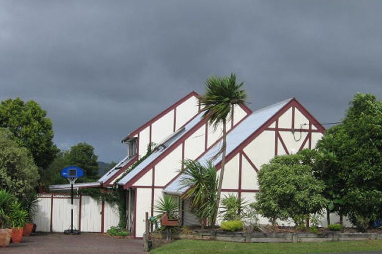 Photo of property in 164 Sturges Road, Henderson, Auckland, 0612