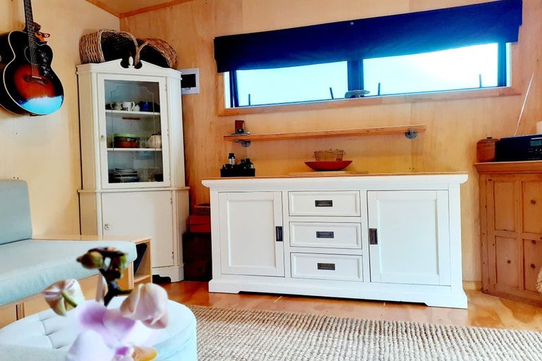 Photo of property in 48 Bays Road, Orere Point, 2585