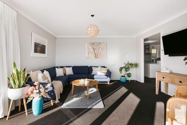 Photo of property in 40 Broadwater Close, Pyes Pa, Tauranga, 3112