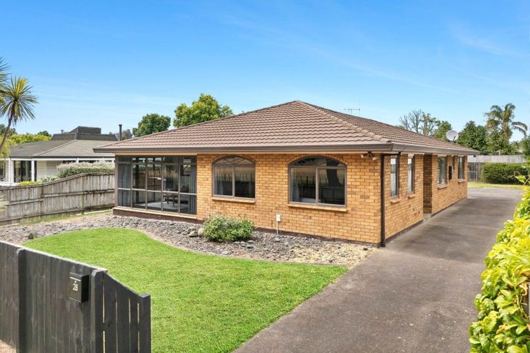 Photo of property in 28 Taylor Street, Cambridge, 3434