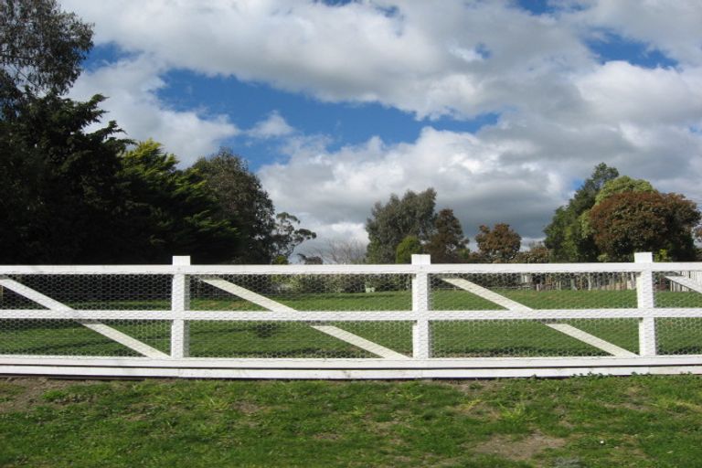 Photo of property in 25 Watts Street, Waipawa, 4210