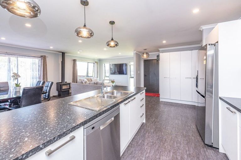 Photo of property in 19 Poynter Place, Gonville, Whanganui, 4501