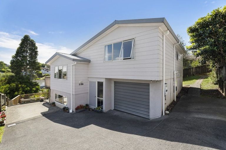 Photo of property in 1/28a Tamahere Drive, Glenfield, Auckland, 0629