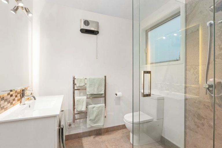 Photo of property in 44 Saint Andrews Hill Road, Mount Pleasant, Christchurch, 8081