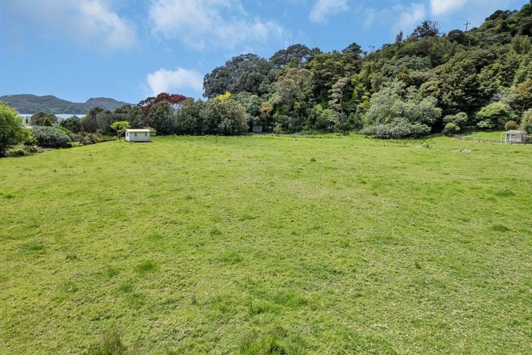 Photo of property in 121 Ohawini Road, Oakura, Hikurangi, 0184