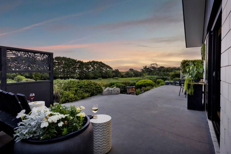 Photo of property in 6 Aytoun Street, Opunake, 4616