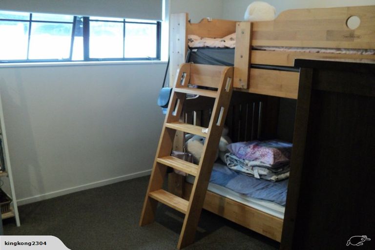 Photo of property in 8a Diosma Place, Botany Downs, Auckland, 2010