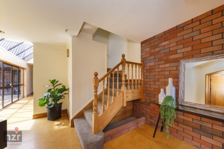 Photo of property in 3 Hind Place, Hokowhitu, Palmerston North, 4410