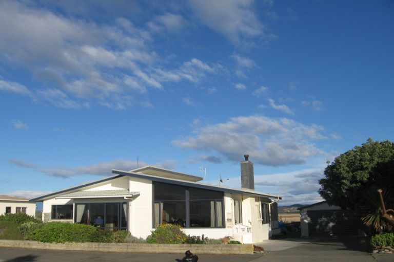 Photo of property in 96 The Esplanade, Westshore, Napier, 4110