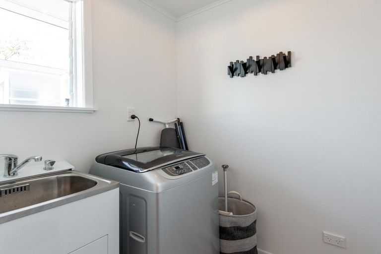 Photo of property in 2 Given Street, Havelock North, 4130