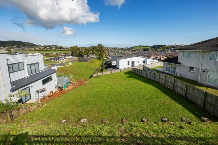 Photo of property in 42 Lisle Farm Drive, Pukekohe, 2120