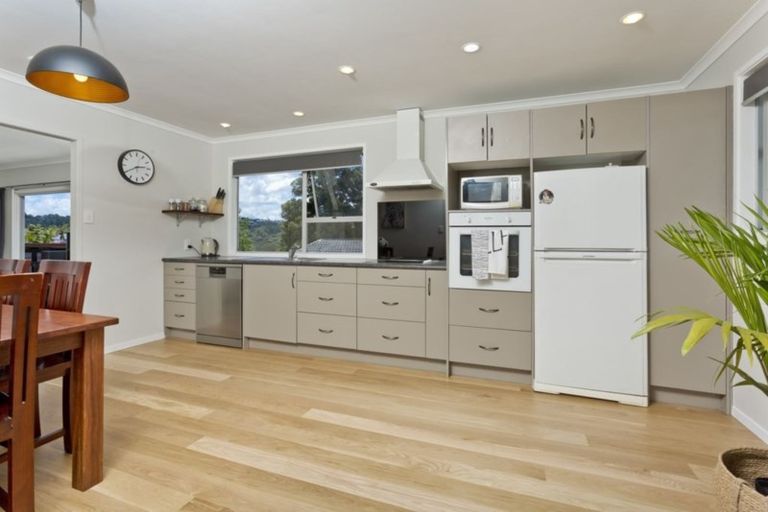 Photo of property in 27 Cantina Avenue, Bayview, Auckland, 0629