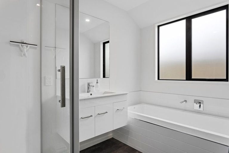 Photo of property in 2 Stonyer Street, Woodend, 7610