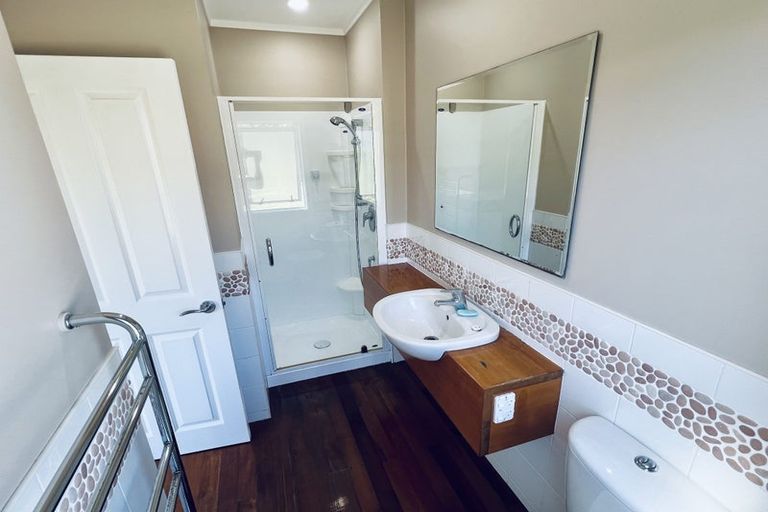 Photo of property in 619 State Highway 16, Kumeu, 0891