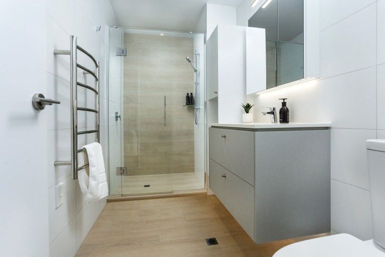 Photo of property in The Victor, 403/4 Bute Road, Browns Bay, Auckland, 0630