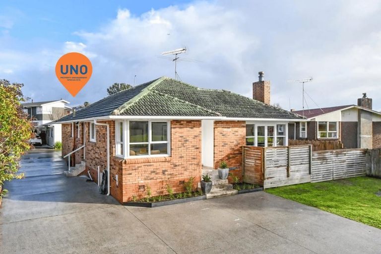 Photo of property in 31 Gossamer Drive, Pakuranga Heights, Auckland, 2010