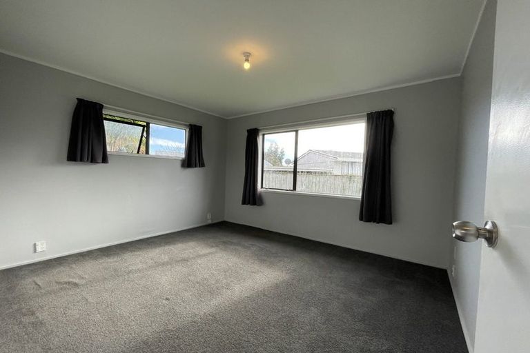 Photo of property in 7 Riserra Drive, Ranui, Auckland, 0612