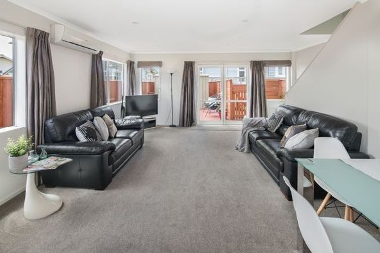 Photo of property in 51a Kemp Street, Kilbirnie, Wellington, 6022