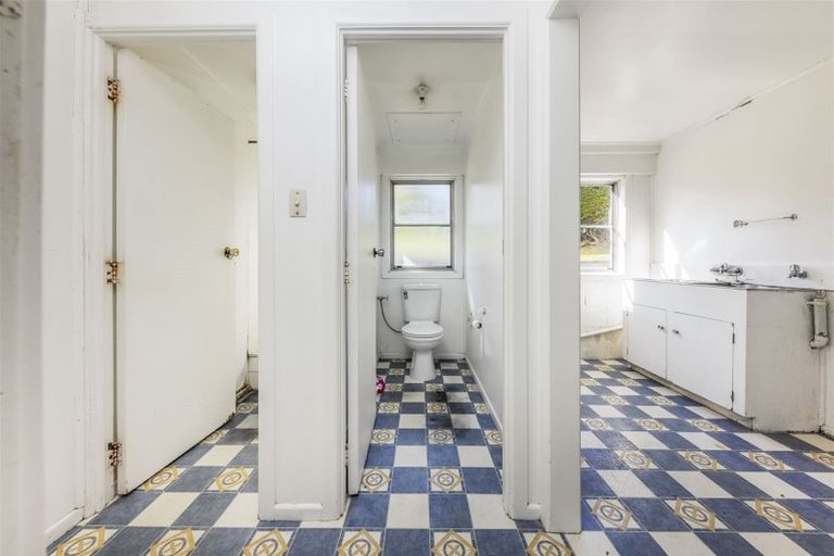 Photo of property in 110 Grande Vue Road, Hillpark, Auckland, 2102