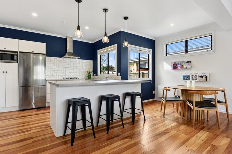 Photo of property in 8 Arawa Street, Frankton, Hamilton, 3204