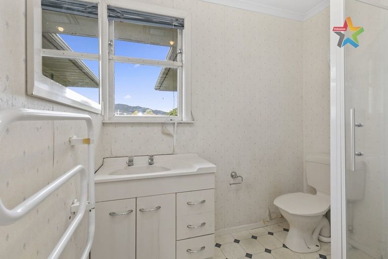 Photo of property in 2/352 Oxford Terrace, Avalon, Lower Hutt, 5011