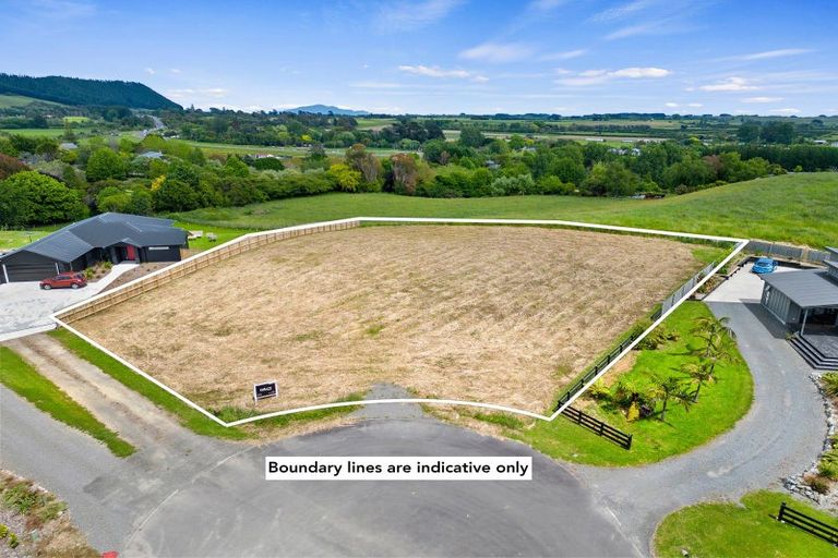 Photo of property in 6 Honoiti Ranapiri Place, Manakau, 5573