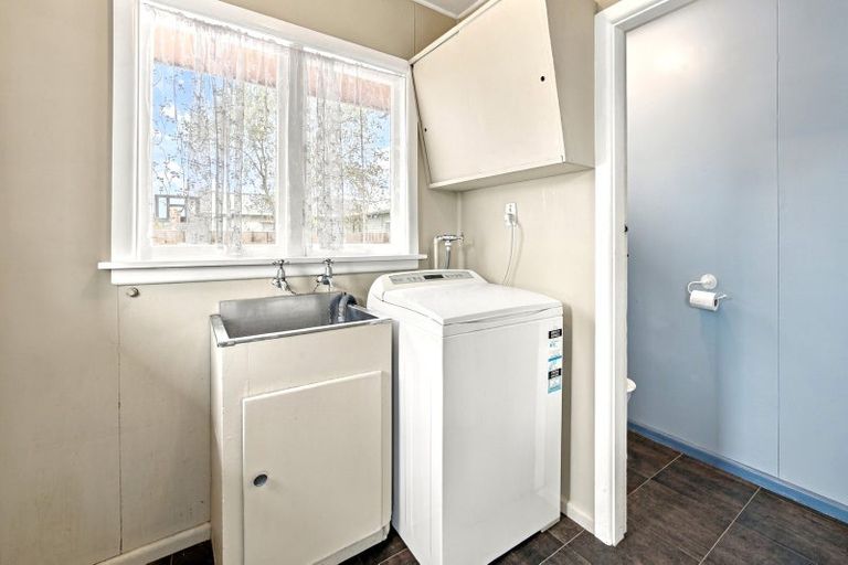 Photo of property in 54 Hargood Street, Woolston, Christchurch, 8062