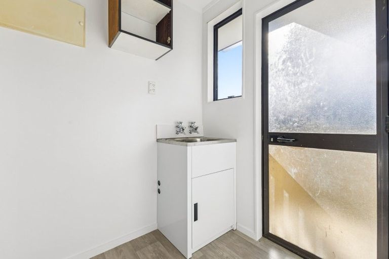 Photo of property in 1/49 Redcrest Avenue, Red Hill, Papakura, 2110