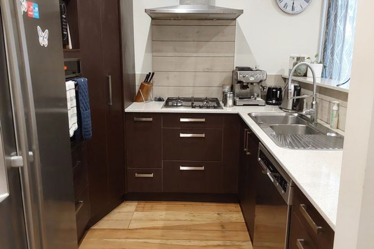 Photo of property in 2/38 Clayburn Road, Glen Eden, Auckland, 0602